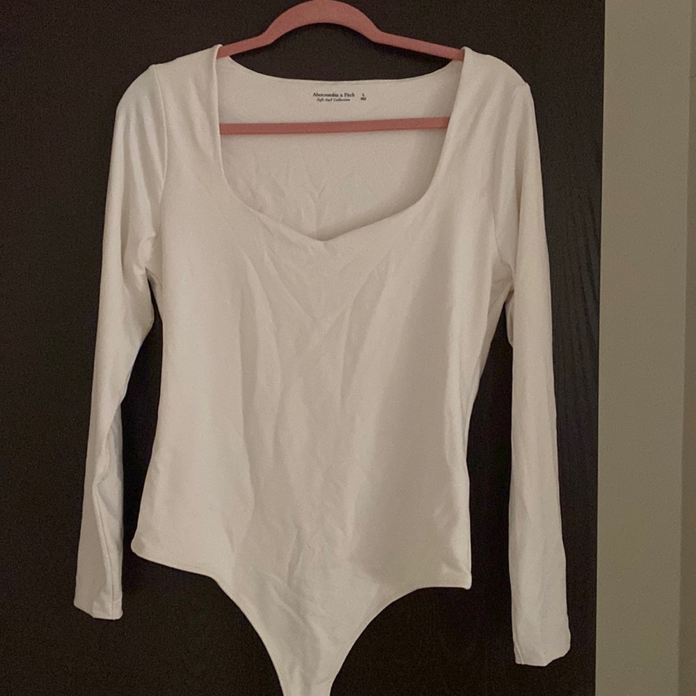 Never worn but did remove tags. Too big